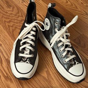 Converse Run Star Hike Metallic Snake print